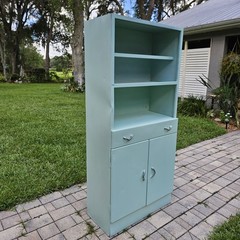 Vintage Medical Cabinet Metal Display Case Medicine Mid-Century Modern Storage