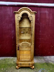 Antique Wieman gold Curio 3 Shelve Cabinet Display . Hollywood Regency Style
