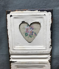VTG 5×23 Multi Quad 3″ Heart Photo Tin Ceiling Metal Picture Frame Old 1849-25B