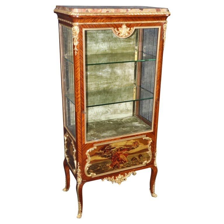 Fine Bronze Mounted Vernis Martin Painted French Louis XV Vitrine