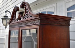 Vintage Chippendale Style Mahogany China Cabinet Hutch Serpentine Swan Neck