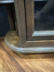 Vtg Plexiglass Front Classy Wooden Table Curio Wall Hanging Curio Cabinet – Read