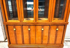 HICKORY WHITE CHINA CABINET BIEDERMEIER GENESIS COLLECTION