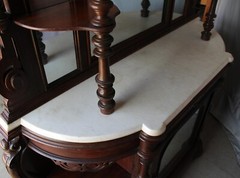 Antique Victorian Rosewood Étagère with console cabinet