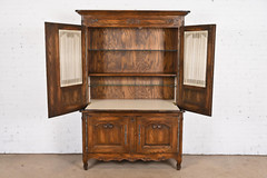 Baker Furniture French Provincial Louis XV Carved Oak Lighted Bar Cabinet, 1960s