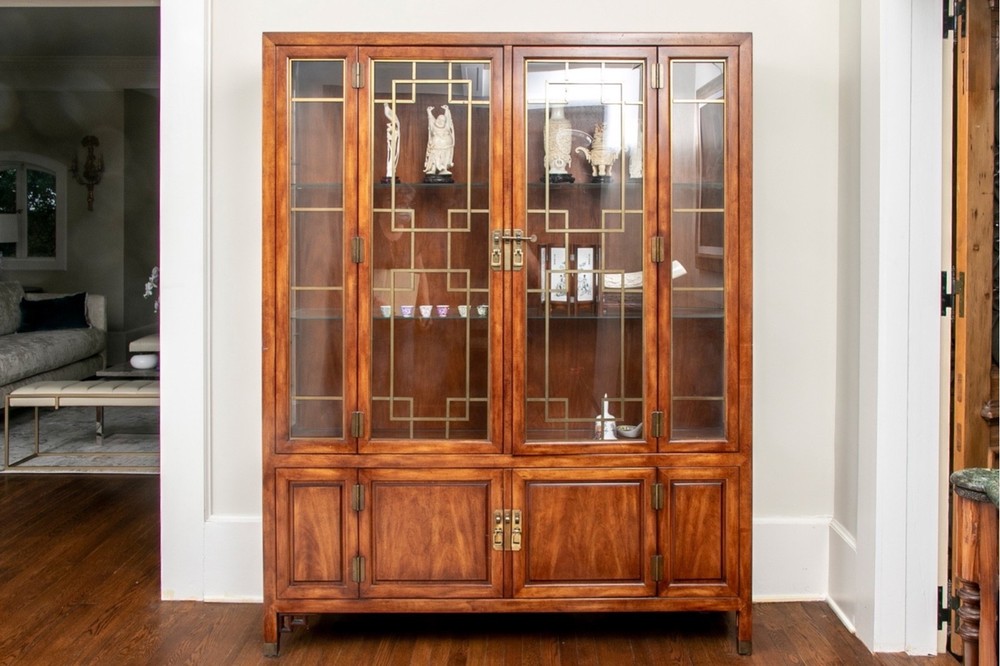 Vintage Chinoiserie Style Lighted Display Cabinet