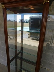 Pulsaski Cherry Curio Lighted Display Cabinet 28″W