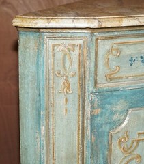 HAND PAINTED VINTAGE CORNER POT CUPBOARD IN THE FRENCH TASTE WITH MARBLED TOP