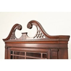 Baker Furniture Style Georgian Flame Mahogany Corner Cabinet, Circa 1940s