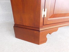 Owen Suter’s Chippendale Style Blind Door Mahogany Corner Cabinet 81″h X 52″w