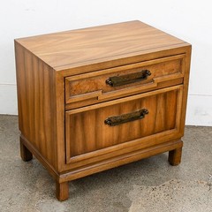 Mid Century Modern American Set of Two Light Walnut Nightstands by Unagusta