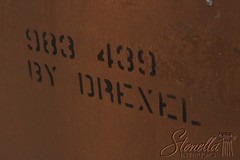 F73459: DREXEL ET CETERA Mid Century Modern Glass Display Cabinet