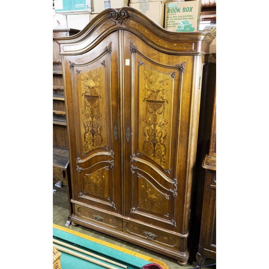 ANTIQUE LATE 19TH CENTURY FRENCH MARQUETRY DECORATED WALNUT ARMOIRE (AF3-169)