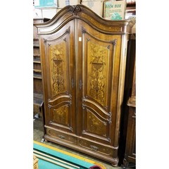ANTIQUE LATE 19TH CENTURY FRENCH MARQUETRY DECORATED WALNUT ARMOIRE (AF3-169)