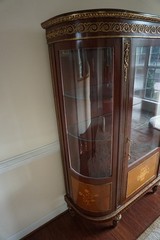 French Louis XVI Style Mahogany and Inlaid Vitrine with Gilt Bronze