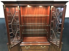 Henkel Harris Federal Breakfront Mahogany Solids And Veneers, Nr. Mint Condition