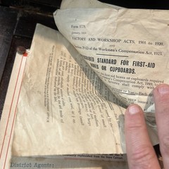 Vintage First Aid Cupboard 1924 sanoid original