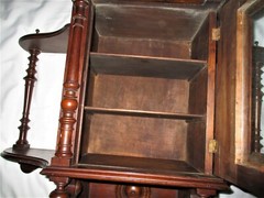 ANTIQUE USA VICTORIAN WOOD FURNITURE CABINET CAST IRON KEY LOCK HOME WALL SHELF