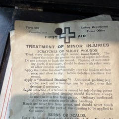 Vintage First Aid Cupboard 1924 sanoid original