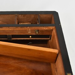 English Travel desk, in exotic wood, rosewood and with inlays, early 19th centur