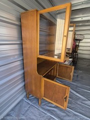 Shaker Style Hutch mcm mid century Classic Lines Vintage Maple Finish