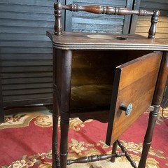 HT Cushman Smokers Humidor Wooden Stand With Ash Tray
