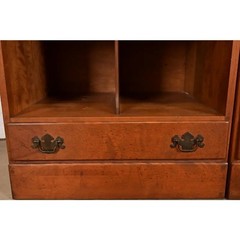 Ethan Allen American Colonial Solid Maple Breakfront Bookcase Cabinet, 1960s