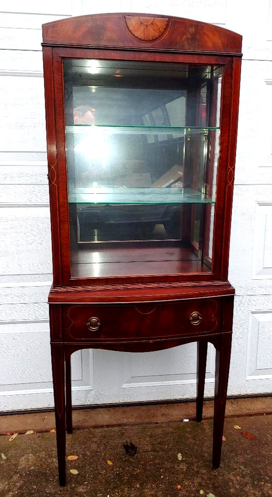 SUPER SWEET40’S MAHOGANY INLAYED CURIO CABINET WEIMER FURNITURE, MINTY CLEAN…