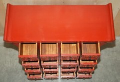 RARE ORIENTAL CHINESE EXPORT VINTAGE CABINET LOTS OF DRAWERS FOR FINE TEAS