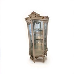 Luxury Vintage Italian Louis XV Rococo Curio display cabinet