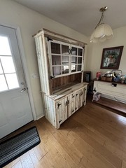 Traditional Hutch