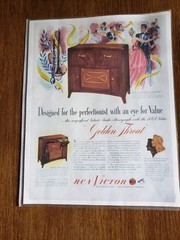 Elegant 1948 Vintage Mid Century Modern RCA Radio/Phono Bar Cabinet Conversion