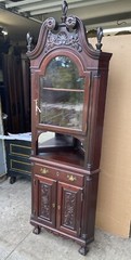 VICTORIAN BEVELED DOOR MAHOGANY CHIPPENDALE CORNER CHINA CABINET