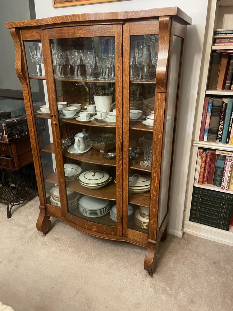 Antique Tiger Oak Curved Glass China Cabinet – Perfect Condition