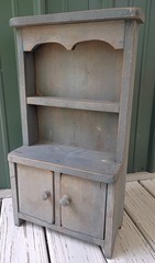 VtgWallShelfCupboardPaintedWoodDoorsFolkArtPrimitiveRetroGrannyCottageCore60s80s