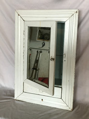 VTG Shabby Bevel Mirror Medicine Cabinet with Draw 20×30 Recess Chic Old 93-26B