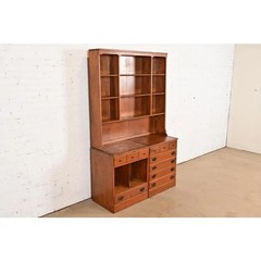 Ethan Allen American Colonial Solid Maple Breakfront Bookcase Cabinet, 1960s