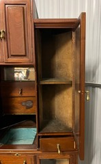 Antique Gramophone Record Corner Cabinet (no Gramophone incl.) PICK UP ONLY