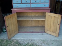 ANTIQUE EARLY 19th CENTURY PANELED DOOR COUNTRY STEPBACK SPICE CUPBOARD