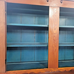 CHESTNUT COUNTRY VICTORIAN DUTCH CUPBOARD