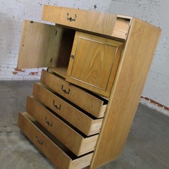 Modern Campaign Style Oak Gentlemen’s Chest by Founders Furniture Patterns 35