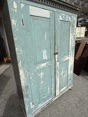 antique Blue Painted Cupboard Dental Molding Dovetailed Farm House 1820