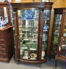 Antique quarter sawn Oak China Cabinet – original finish
