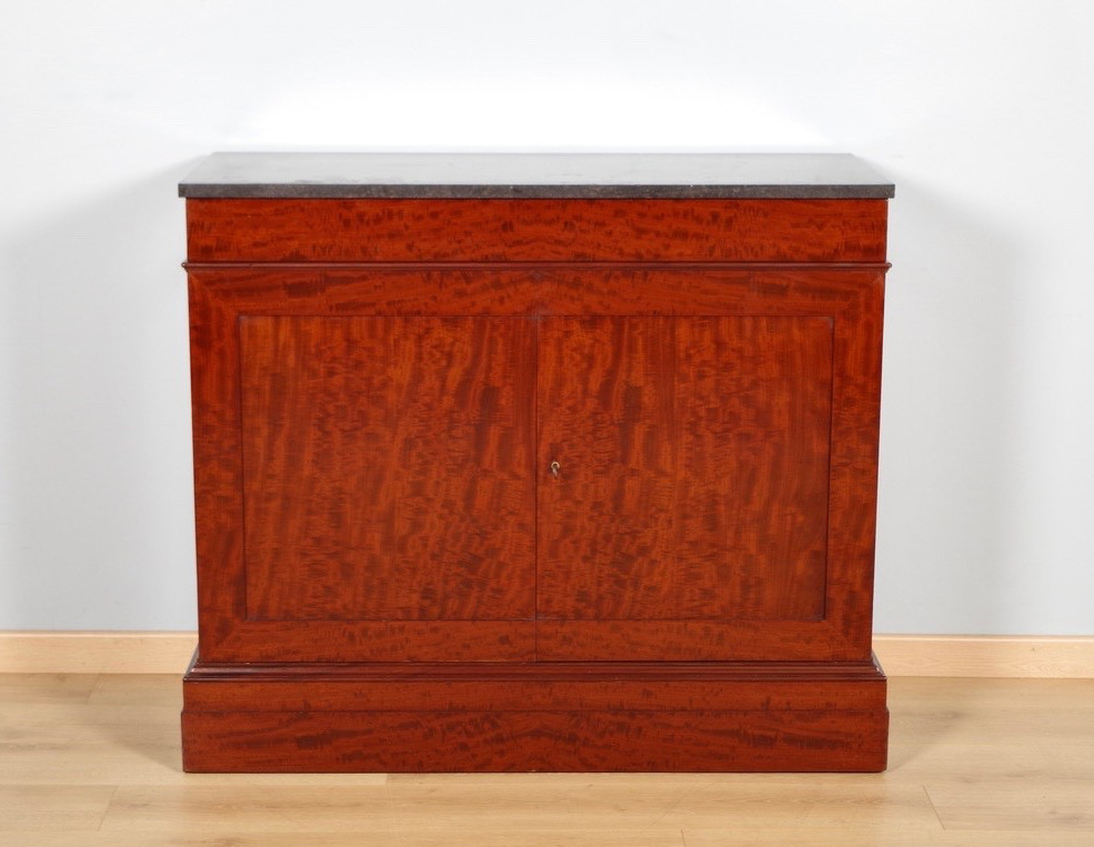 Empire-style chest of drawers with doors in moiré mahogany, circa 1810