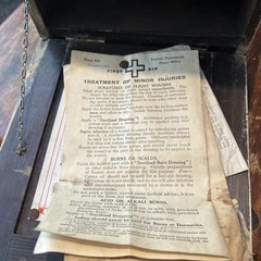 Vintage First Aid Cupboard 1924 sanoid original