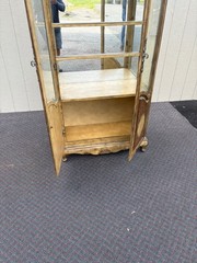 67683 French Provincial Hand-Painted Curio Cabinet with Glass Doors