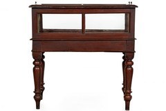 Rare Pair of Anglo-Indian Teak Vitrine Display Tables Cabinets, 19th century