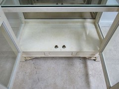 Hickory White Ivory Mebane Crystal Curio China Cabinet Hutch B