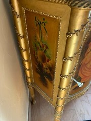 BEAUTIFUL ANTIQUE VICTORIAN HAND PAINTED MUSIC CABINET ***LOCAL PICK UP ONLY***