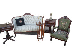 64476 PULASKI Lighted Corner China Cabinet Curio